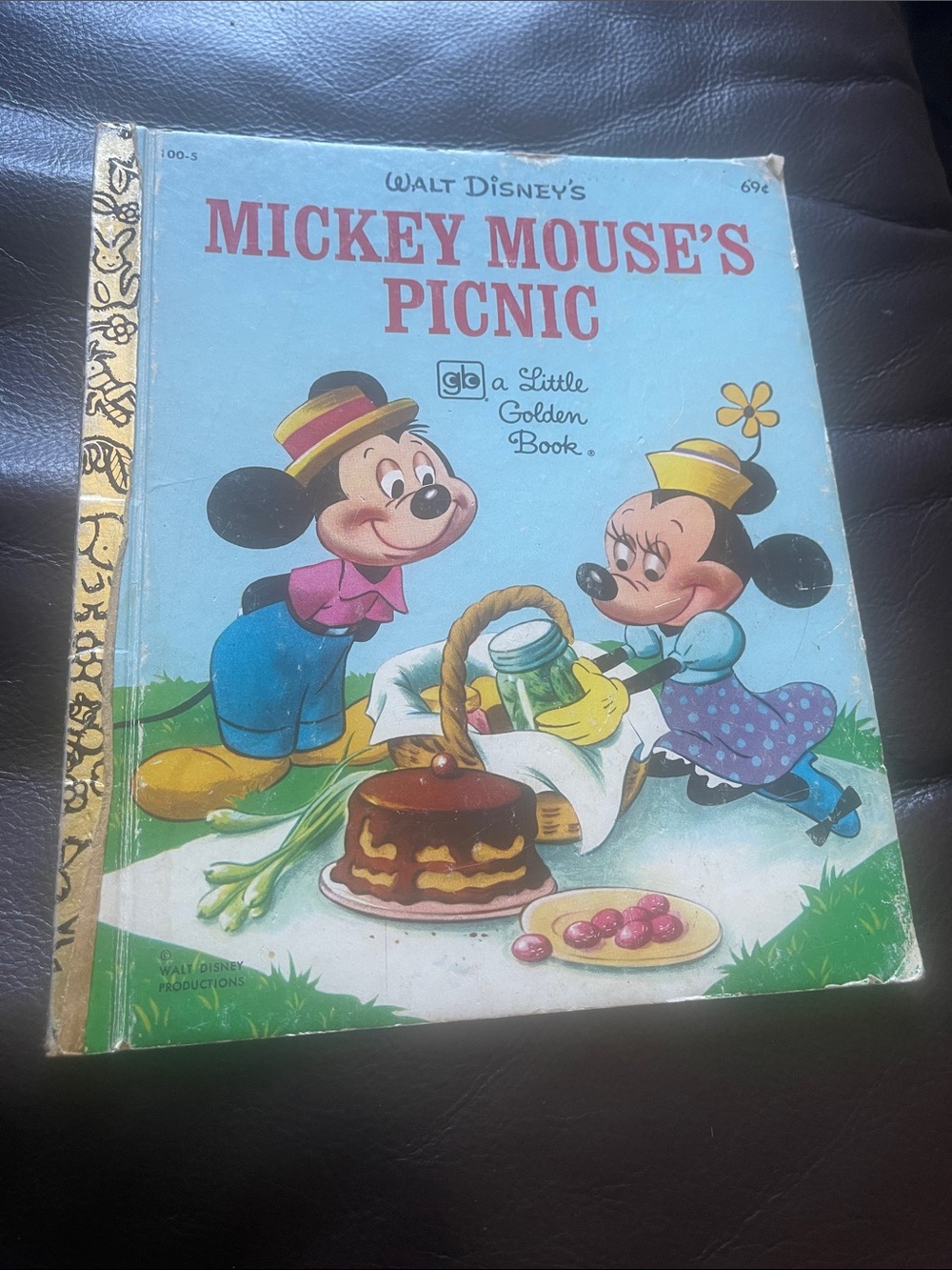 Vintage Walt Disney's Mickey Mouse's Picnic Little Golden Book 1979